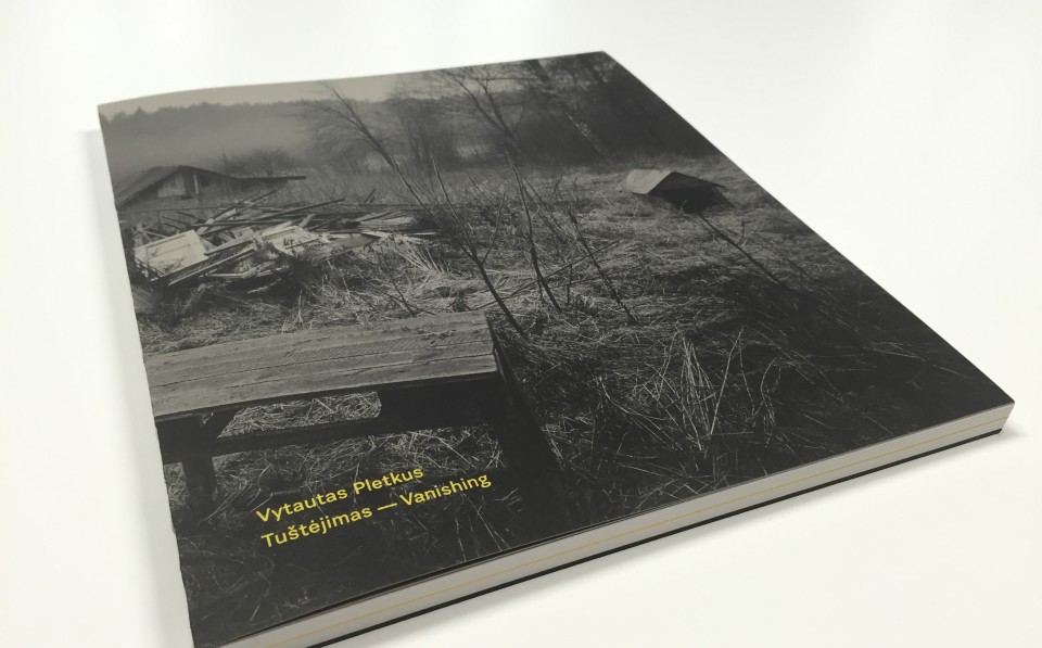 V.Pletkaus_albumas_Tustejimai-1