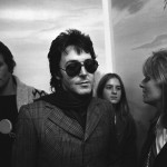 PAUL and LINDA McCARTNEY WINGS TOUR 1975 STOCK IMAGES PHOTOS