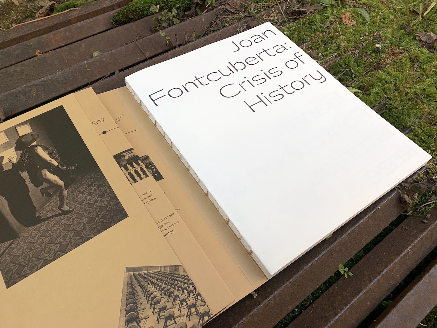 Joan Fontcuberta. Crisis of History. Published by Kaunas Photography Gallery